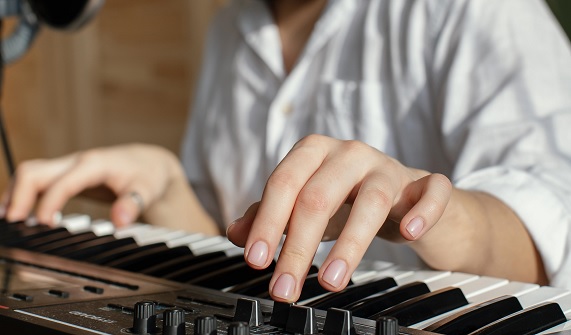 Music Education Benefits Adults in Business